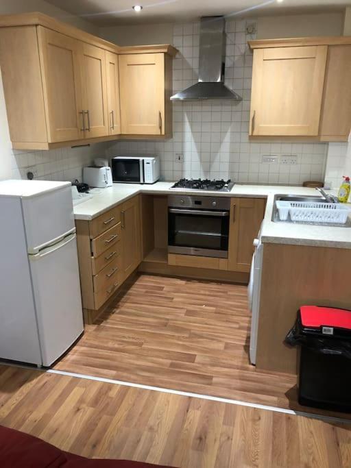 Apartment Justalf Facilities-spacious 2-bed In Thamesmead, Greenwich *